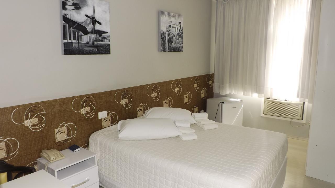 Rede Andrade San Martin Hotel Curitiba Bagian luar foto