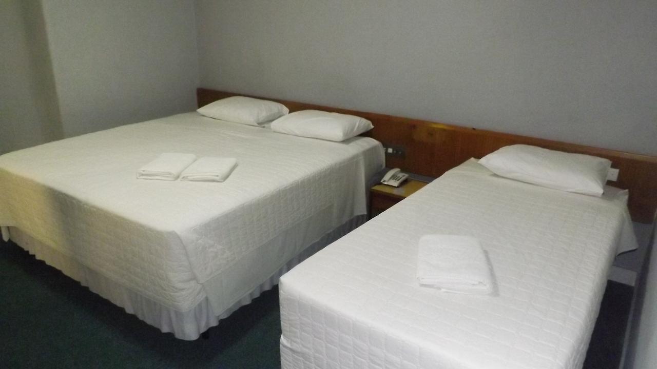 Rede Andrade San Martin Hotel Curitiba Bagian luar foto