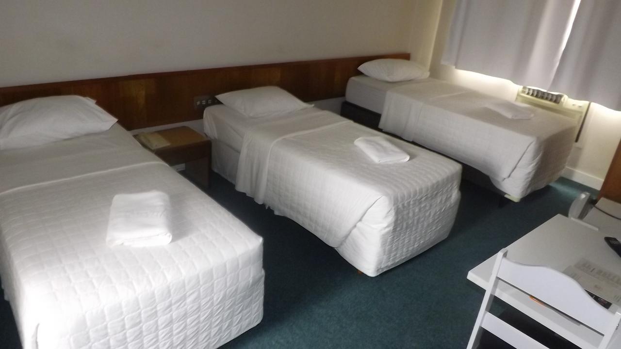 Rede Andrade San Martin Hotel Curitiba Bagian luar foto