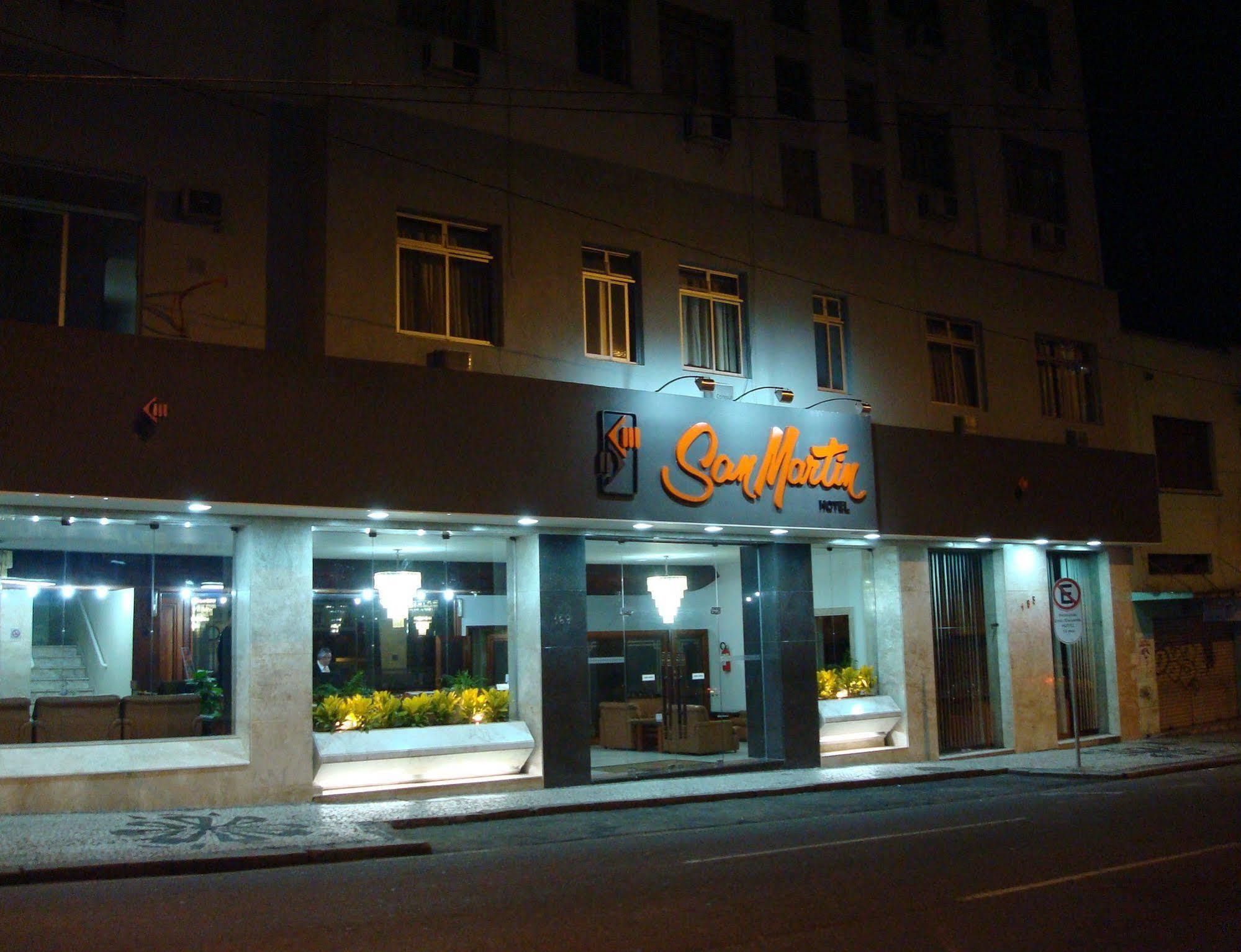 Rede Andrade San Martin Hotel Curitiba Bagian luar foto